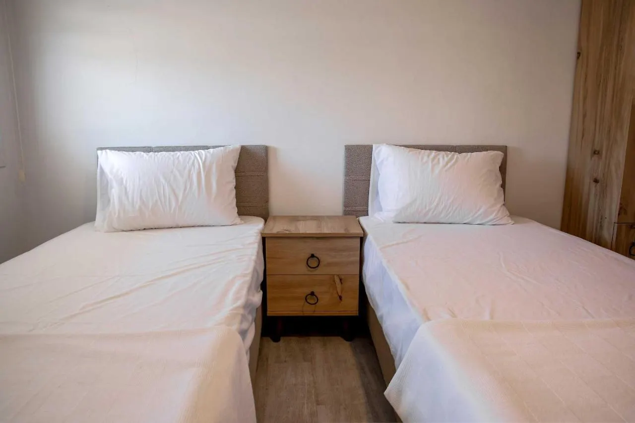 Yalıyanı Motel Restaurant Yalıçiftlik