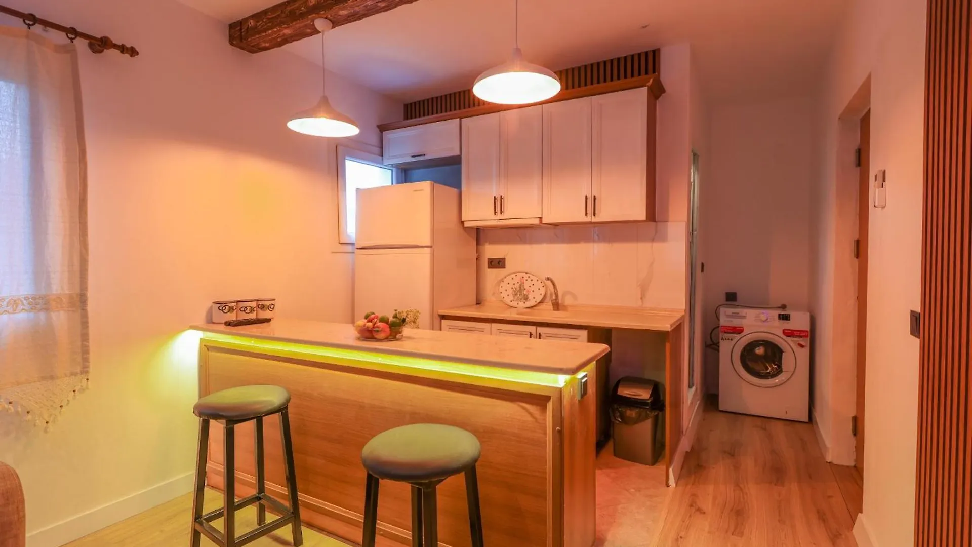 Yalıyanı Motel Restaurant Yalıçiftlik Türkiye