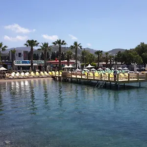 Nomia Boutique Yalıkavak
